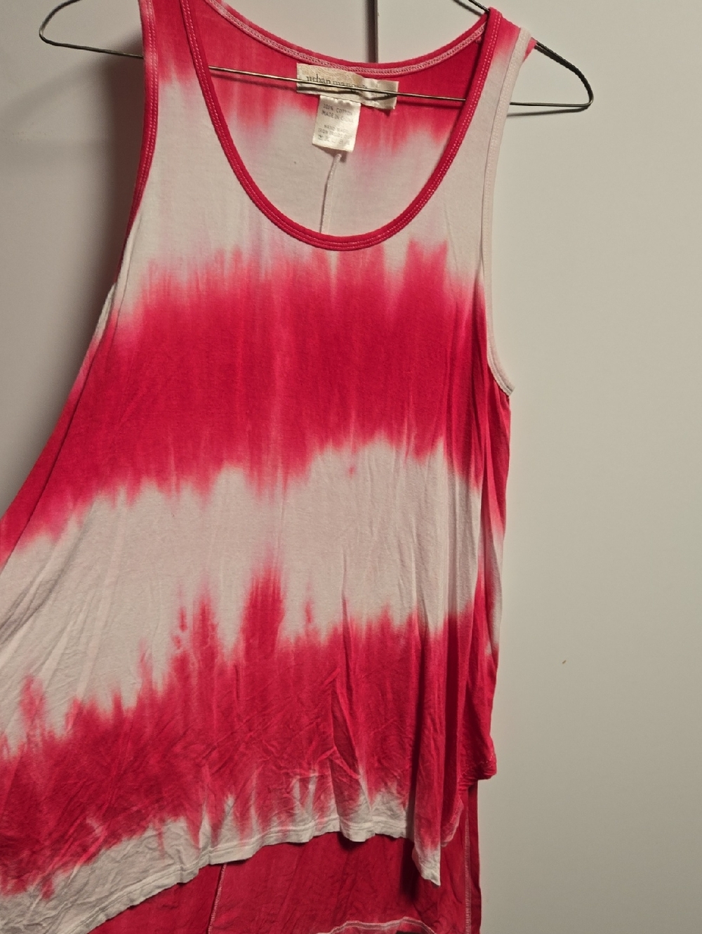 Women's Red and White Tie-Dye Scoop Neck Tank Top